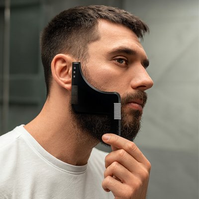 Peigne à barbe 